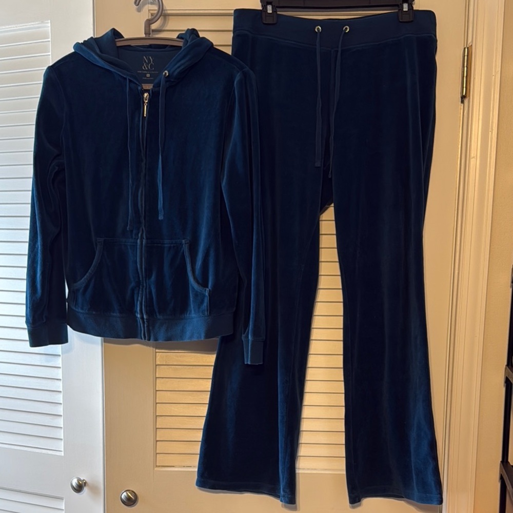 New York & Company Teal Blue Velour Tracksuit hoodie and straight leg pants M